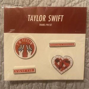 NWT Taylor Swift Red TV Pin Set
